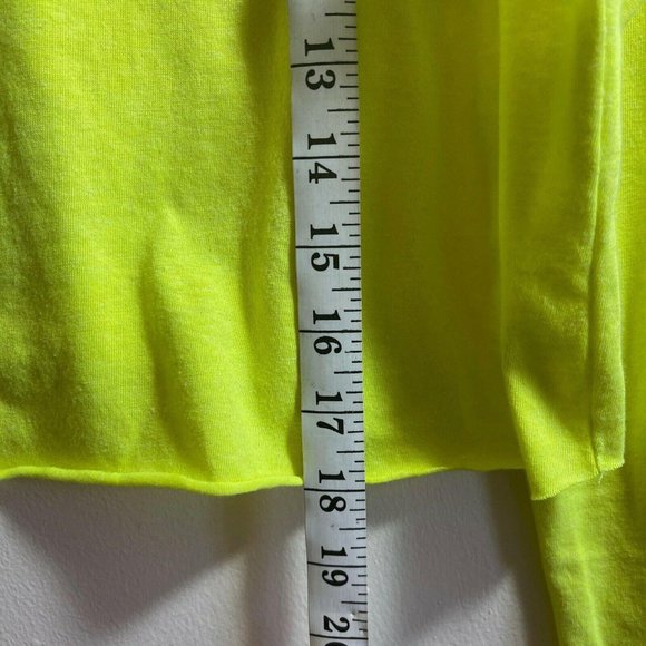 Neon Green Graphic Crop Top - Picture 7 of 7